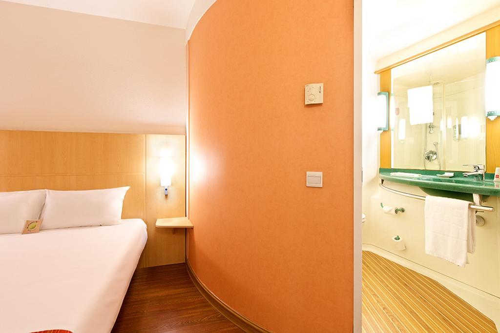 Ibis Leshan City Center Otel Dış mekan fotoğraf