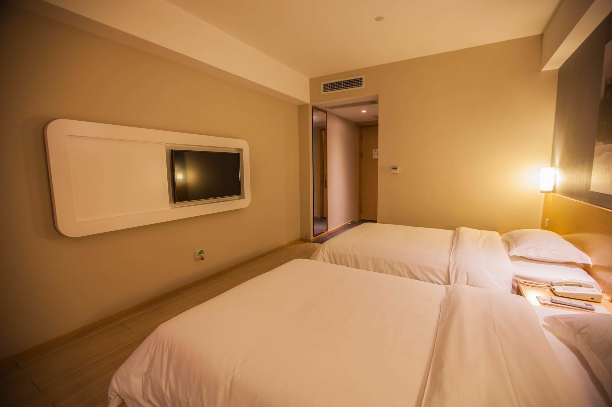 Ibis Leshan City Center Otel Dış mekan fotoğraf